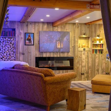 Anastasia'S Secret! Cupar Swiss Alpine Style Apartment Εξωτερικό φωτογραφία